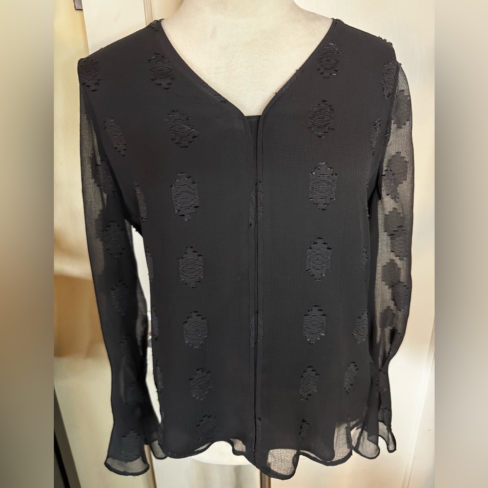 WHBM Sheer Crêpe Blouse Long Sleeve Ruffle Professional Business Damask Neutral